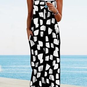 Chic Black and White Women's Jumpsuit